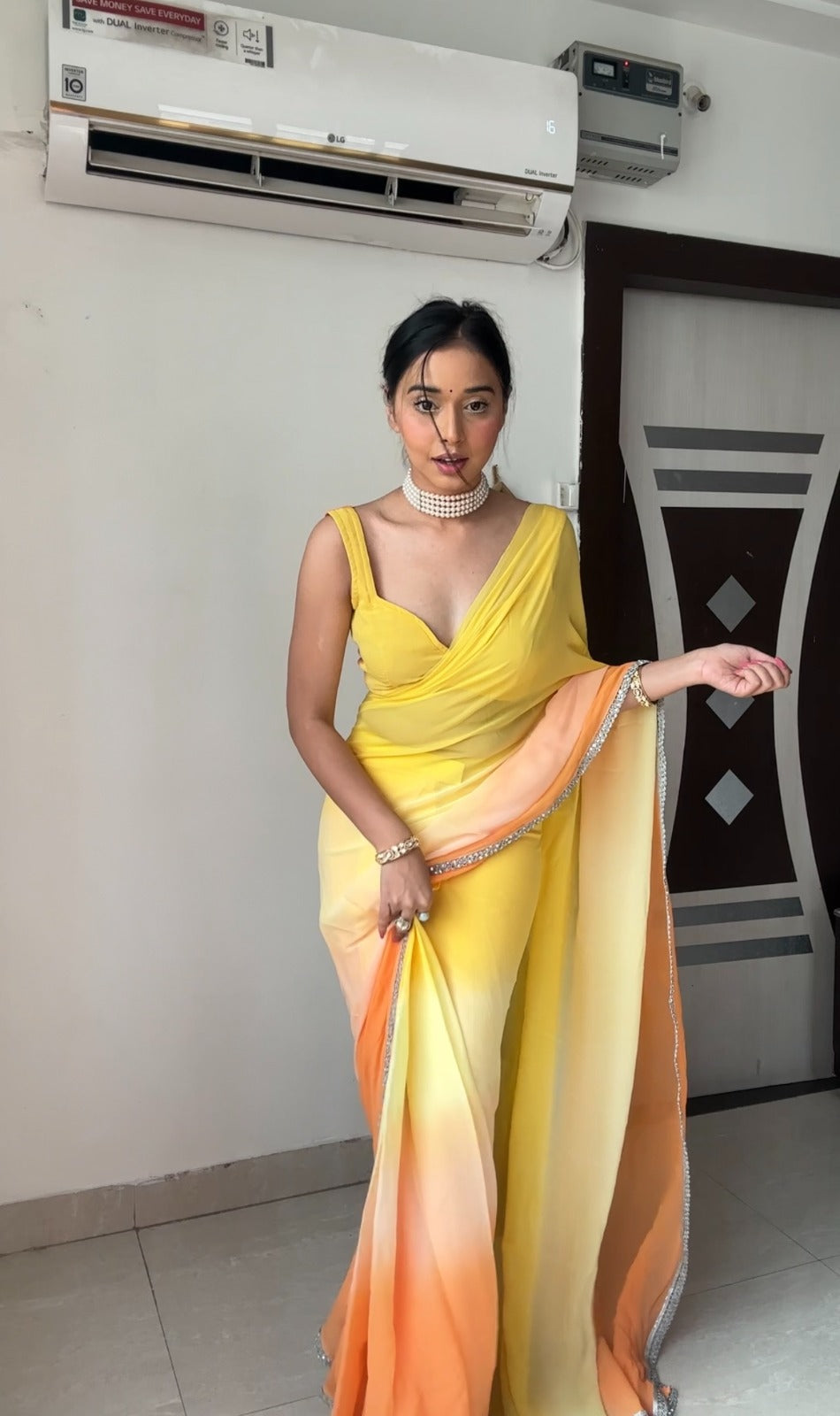 YELLOW gergotte Saree For Womens With Unstiched Blouse Piece