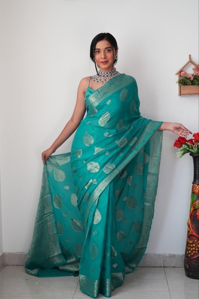 Banarasi Woven Saree with Contrast Border