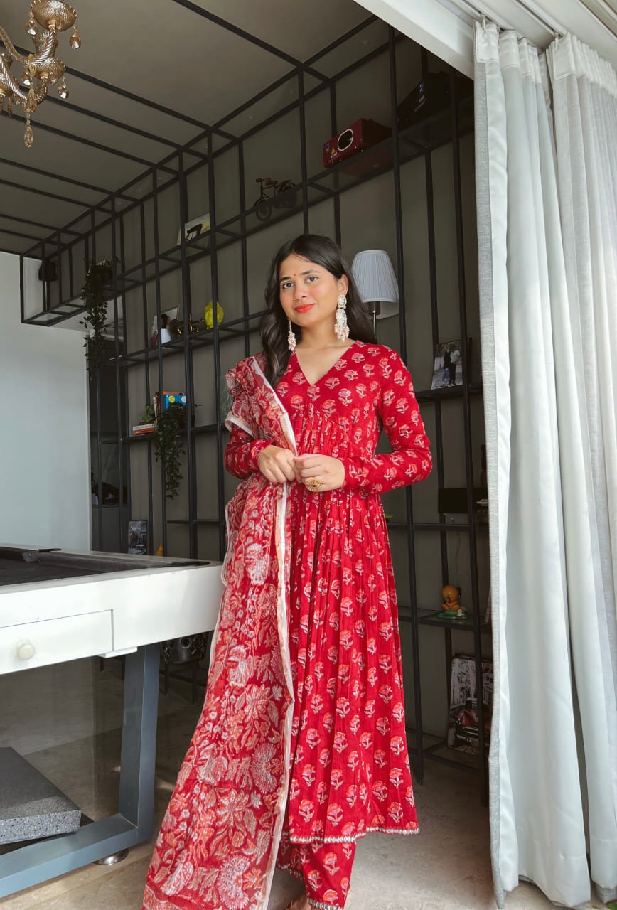 RED FLORAL PRINT ALIA CUT SUIT SET